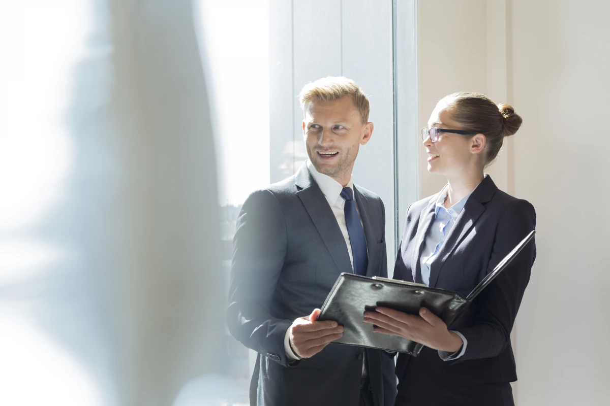 Guide Complet pour Lancer Votre Agence Immobilière avec Succès